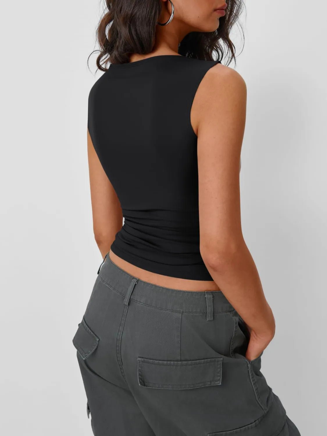 Solid Round Neck Tank - BlissfulBody.Boutique