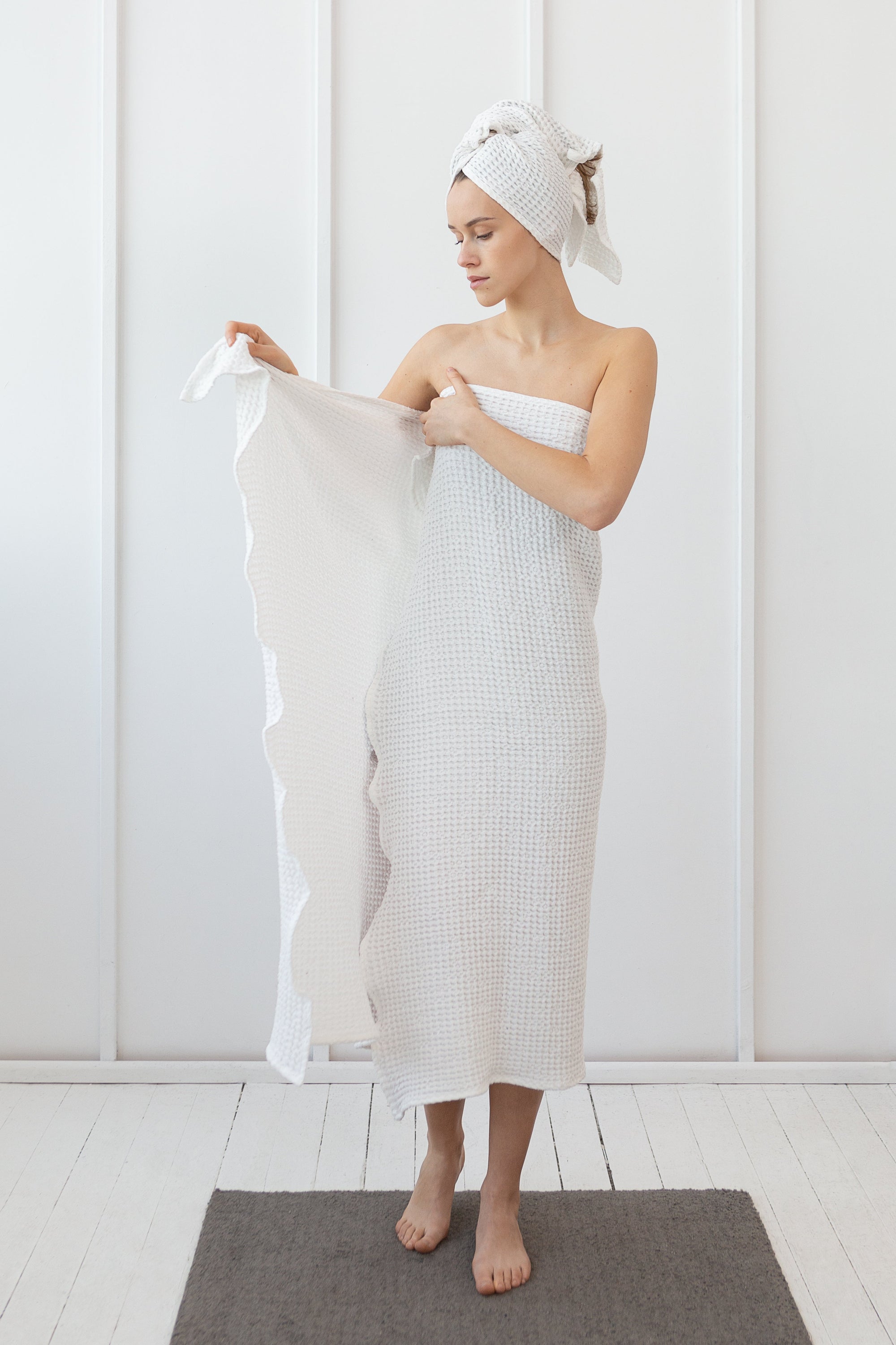 Navy Waffle Linen Towel Set