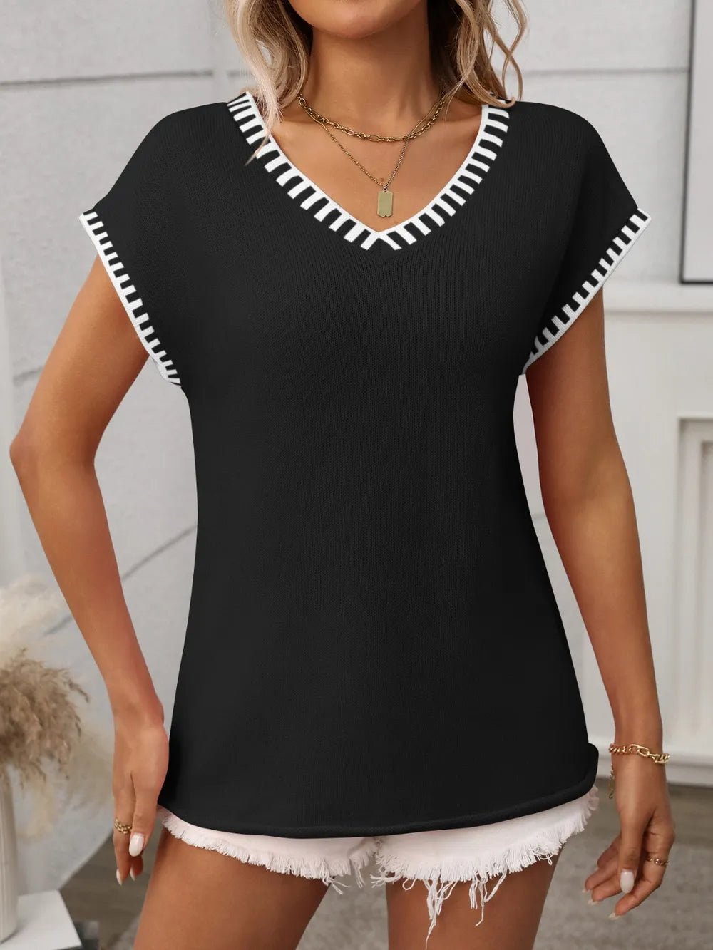 Contrast Trim V - Neck Short Sleeve Knit Top - BlissfulBody.Boutique