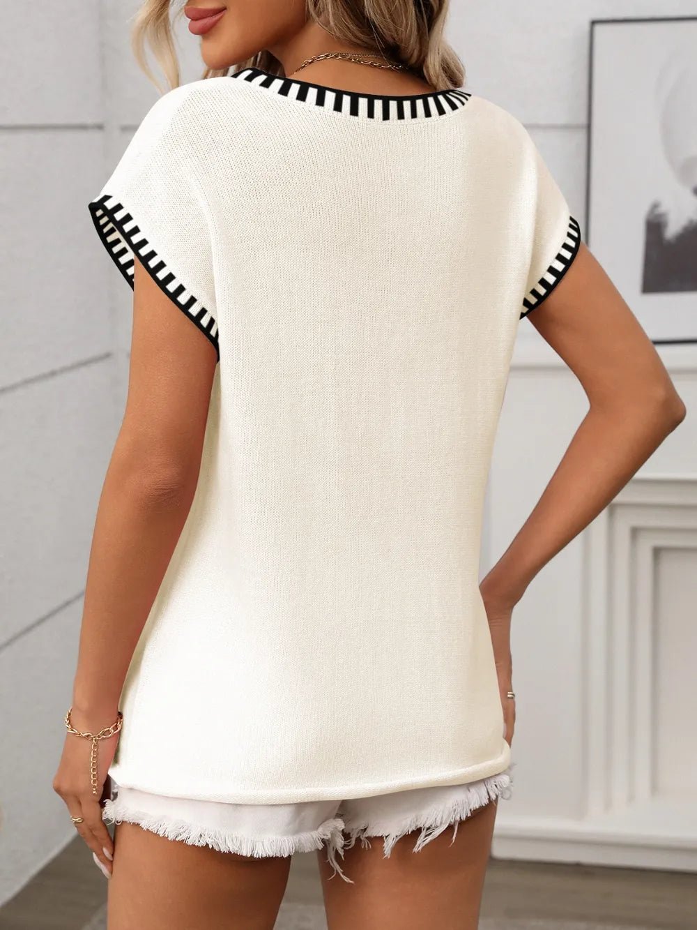 Contrast Trim V - Neck Short Sleeve Knit Top - BlissfulBody.Boutique